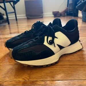 New Balance Classics 327